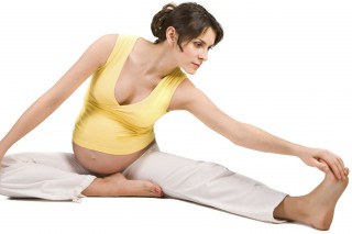 Занятия фитнесом на поздних сроках беременности спасут новорожденных от лишнего веса